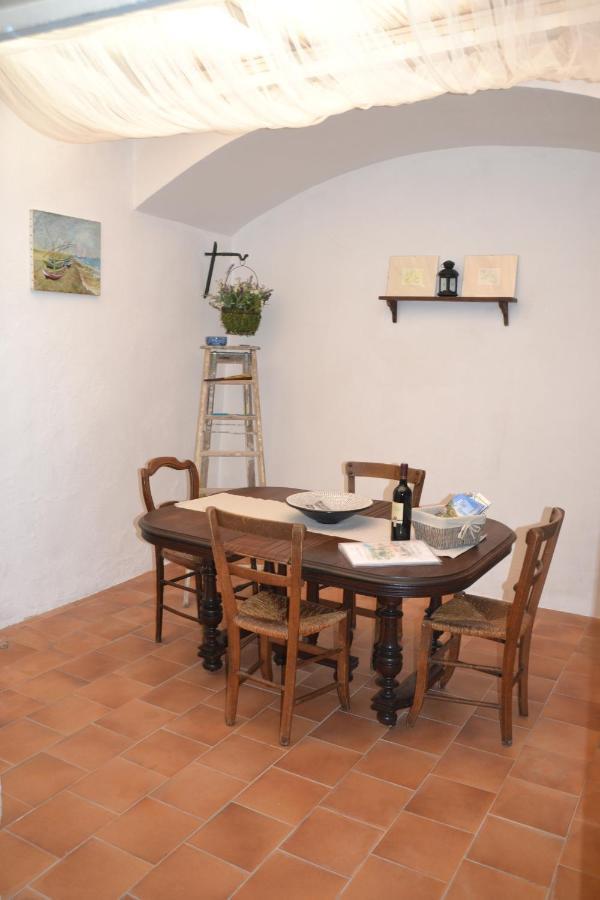 St Jean Du Gard : Spacious With Use Of Pool * Saint-Jean-du-Gard