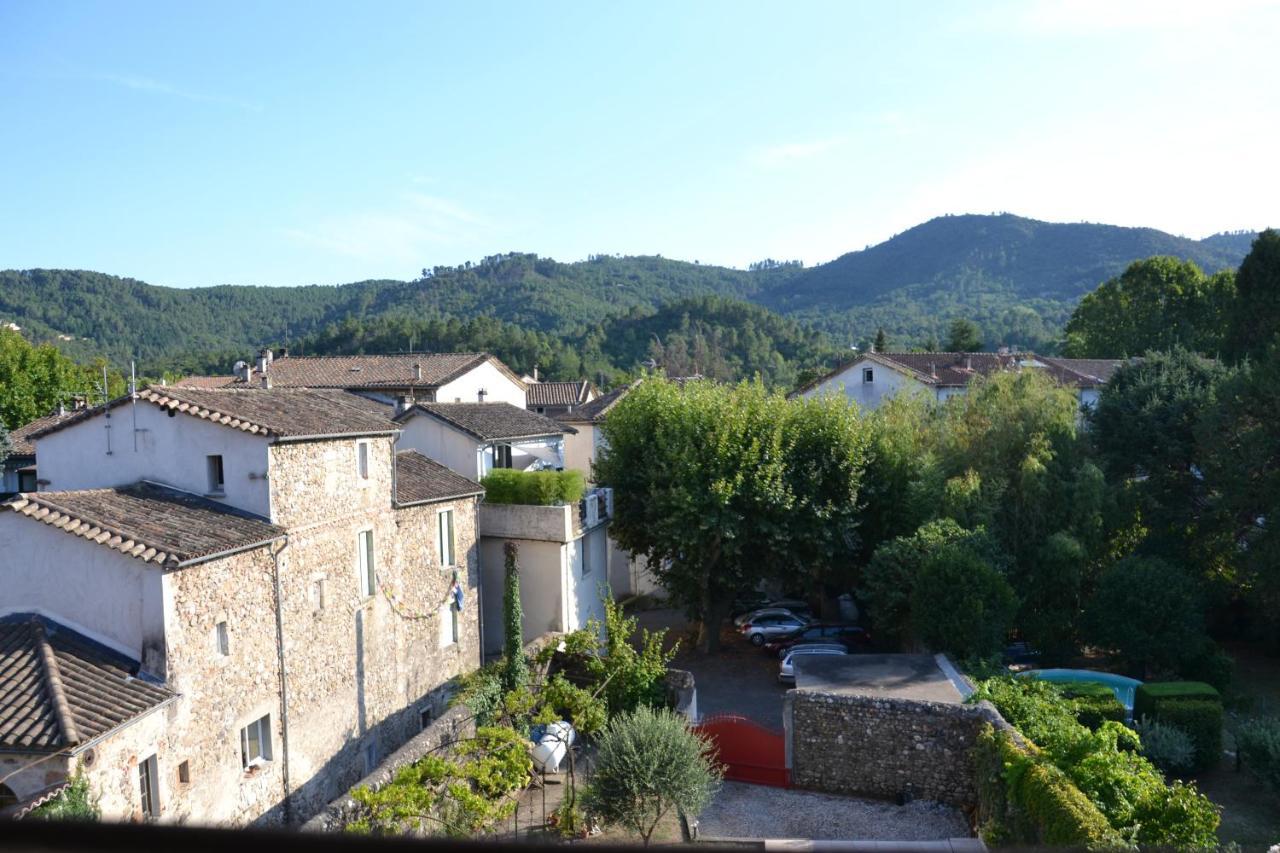 St Jean Du Gard : Spacious With Use Of Pool Saint-Jean-du-Gard